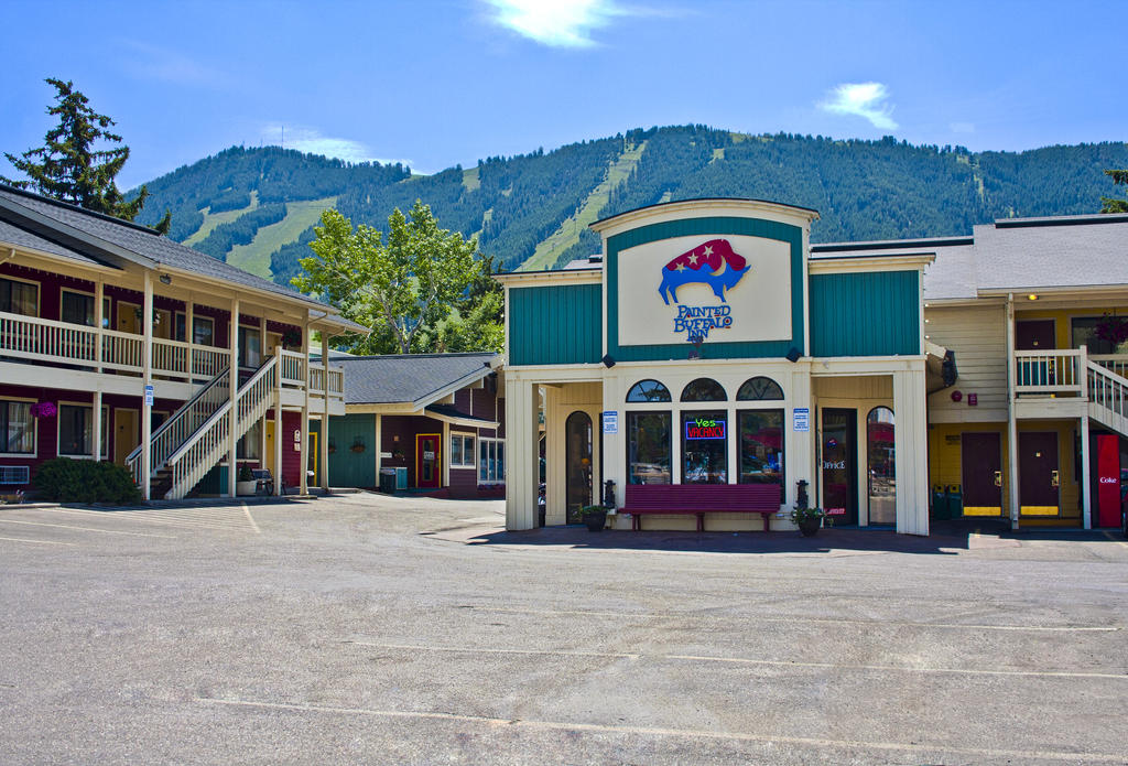 Painted Buffalo Inn