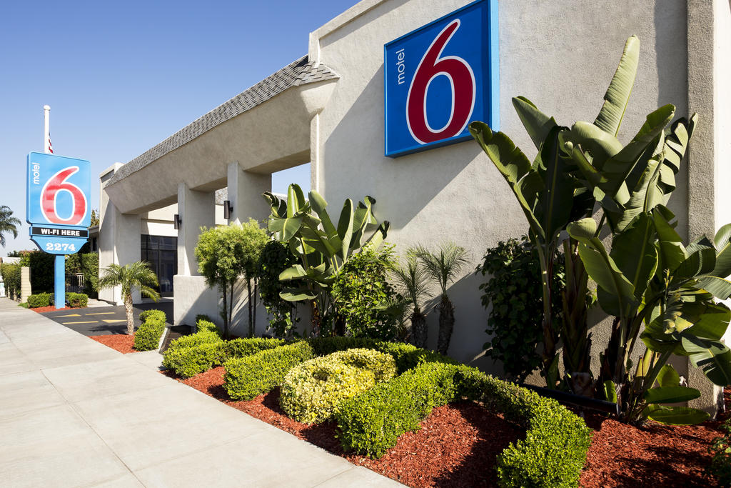 Motel 6 Newport Beach CA