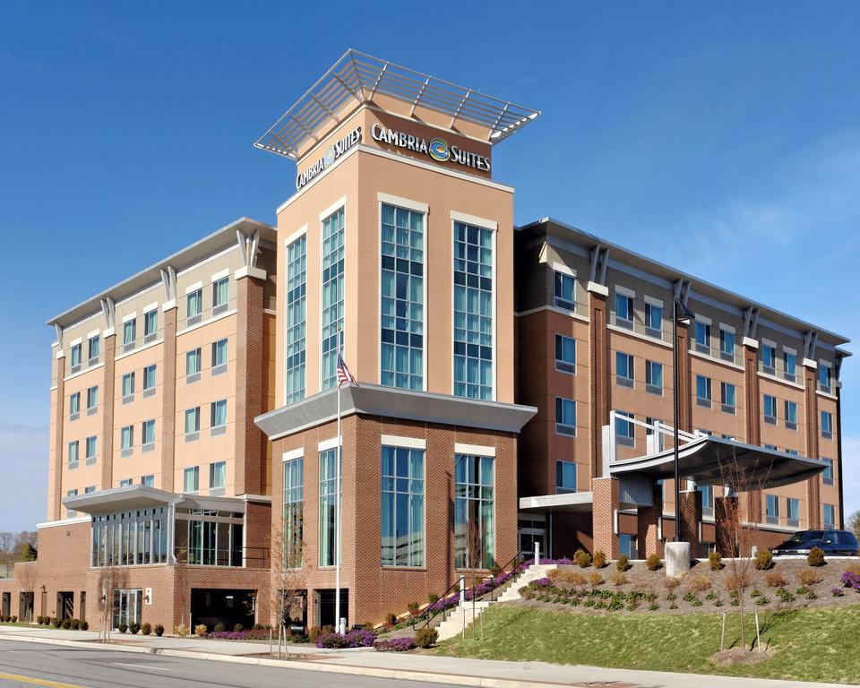 Cambria hotel and suites Roanoke