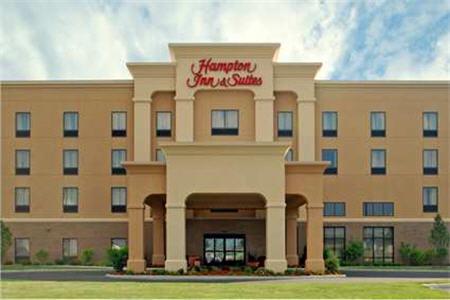 Hampton Inn and Suites Greenburg