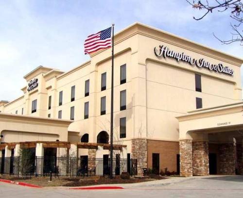 Hampton Inn and Suites DFW West