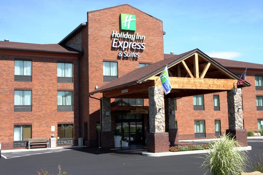 Holiday Inn Express Suites