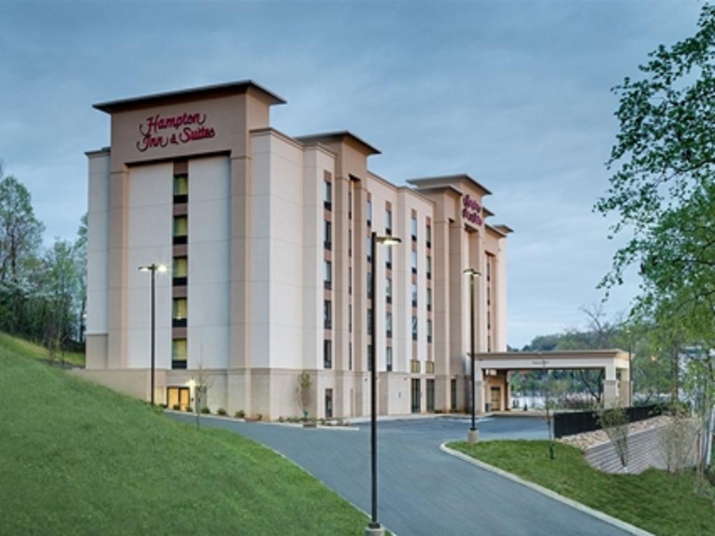 Hampton Suites Knoxville Papermill