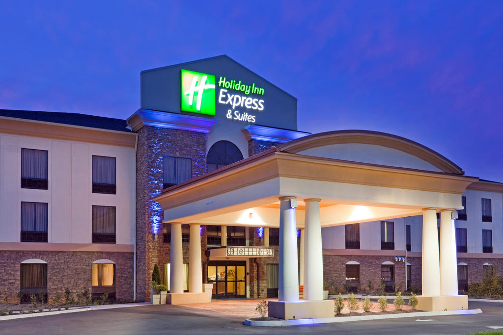 Holiday Inn Exp Stes Farragut