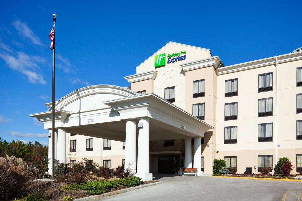 Holiday Inn Express East I 40