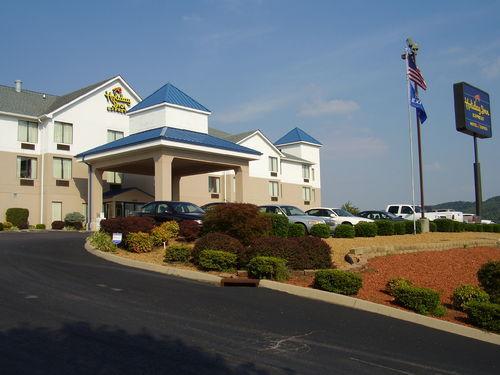 Holiday Inn Express Hotel and Suites Knoxville-North-I-75 Exit 112