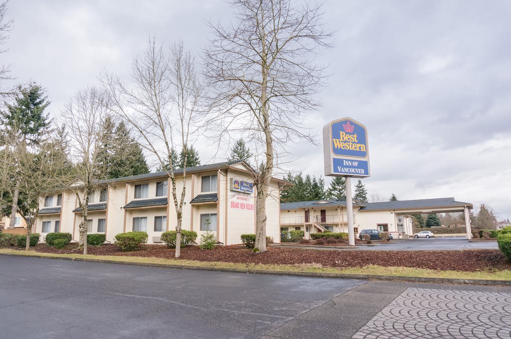 BEST WESTERN PLUS Vancouver Mall Dr Hotel and Suites