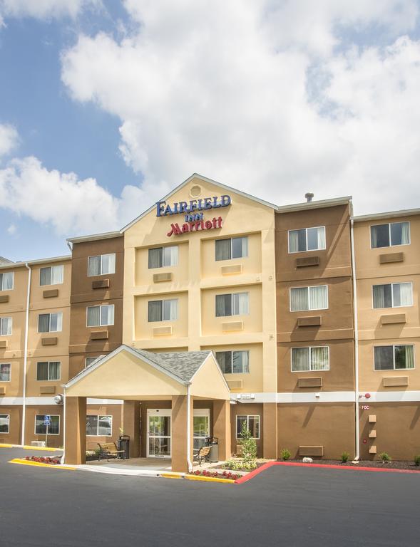 Fairfield Inn and Suites Branson