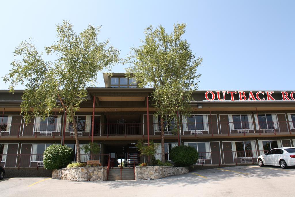 Outback Roadhouse Motel and Suites Branson