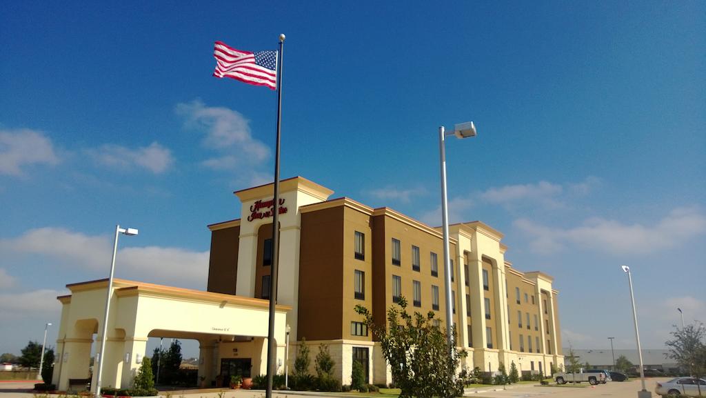 Hampton Inn and Suites Houston League City