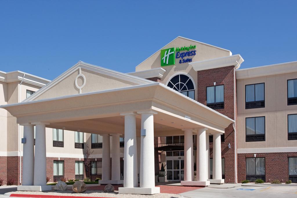 Holiday Inn Exp Stes Buffalo