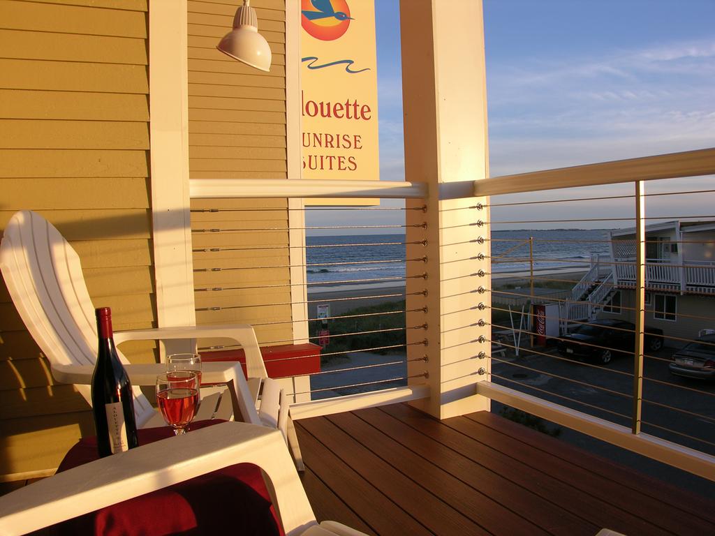 Alouette Sunrise Suites