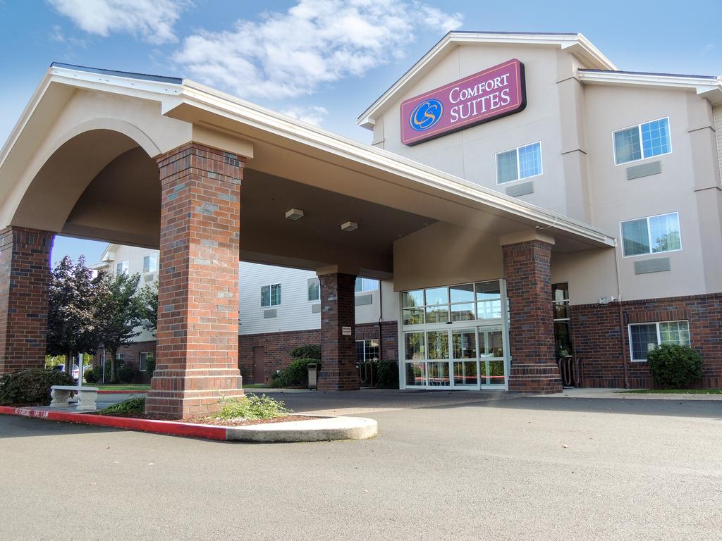 Comfort Suites Linn County Fairground and Expo