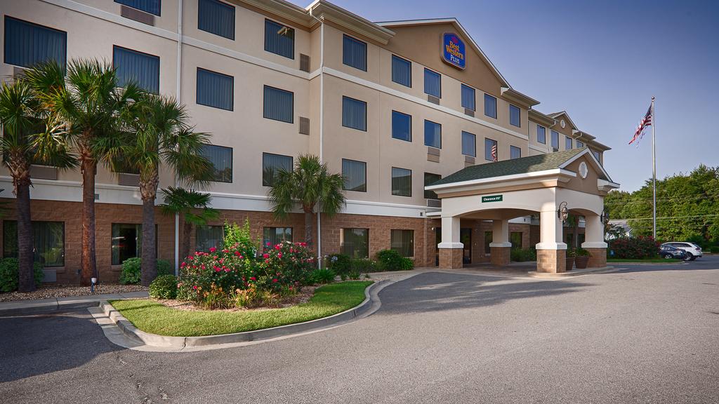 BEST WESTERN PLUS Valdosta Hotel and Suites