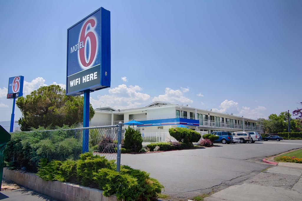 Motel 6 Reno West