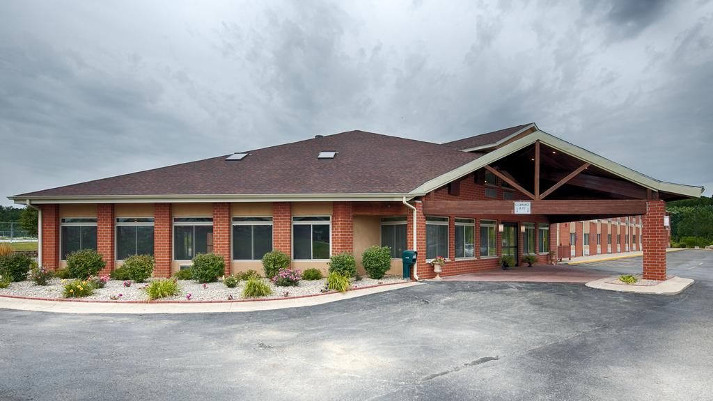 BEST WESTERN Geneseo Inn