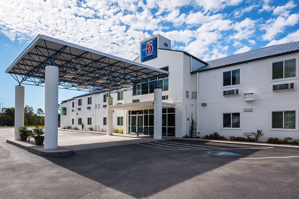 Motel 6 Athens