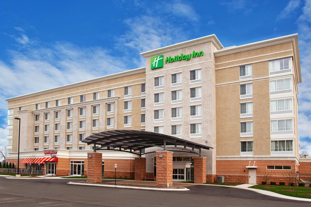 Holiday Inn Detroit Metro Airport