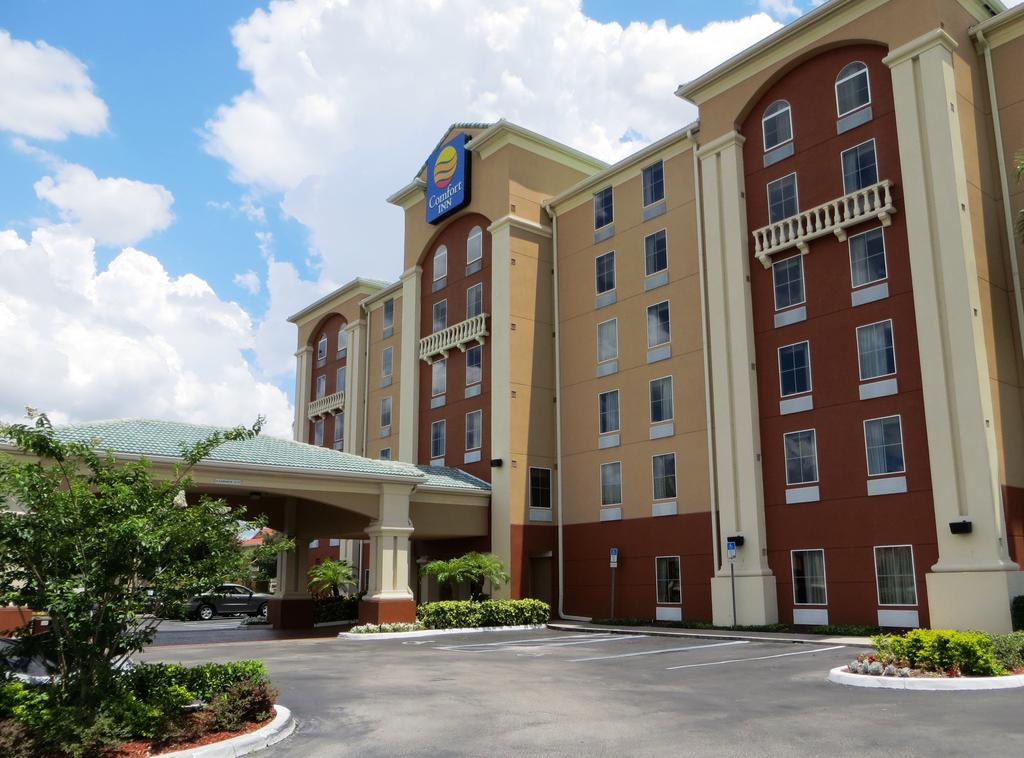 Comfort Inn Intl Dr