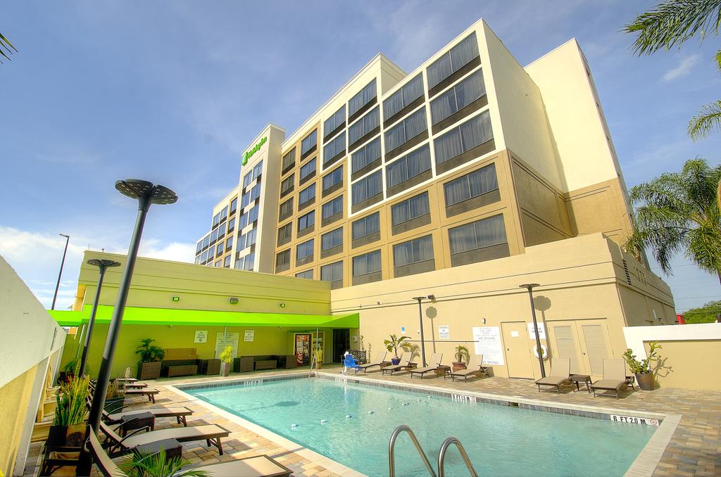 Holiday Inn Orlando East - UCF Area