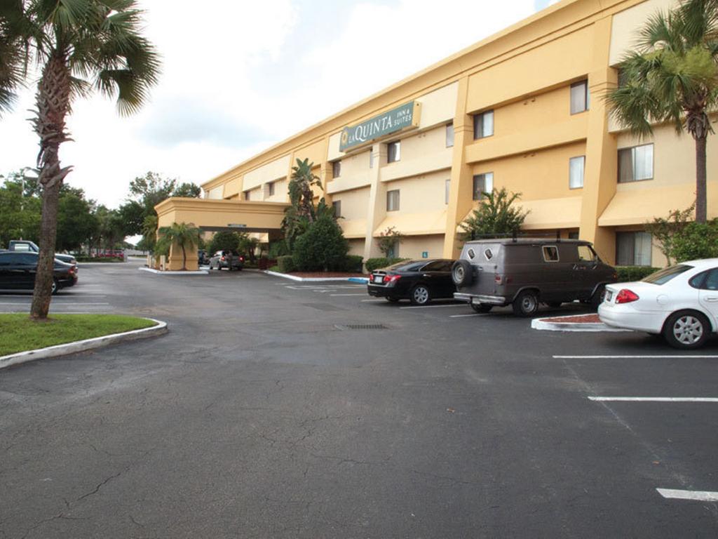 La Quinta Inn and Suites Orlando South