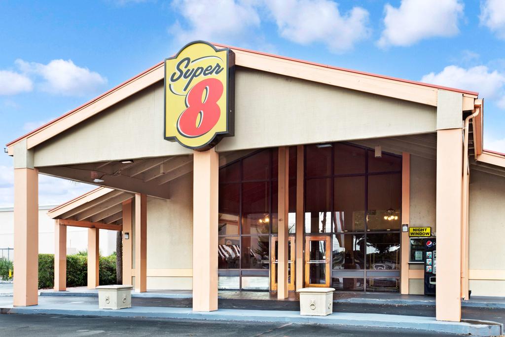 Super 8 Kissimmee Maingate