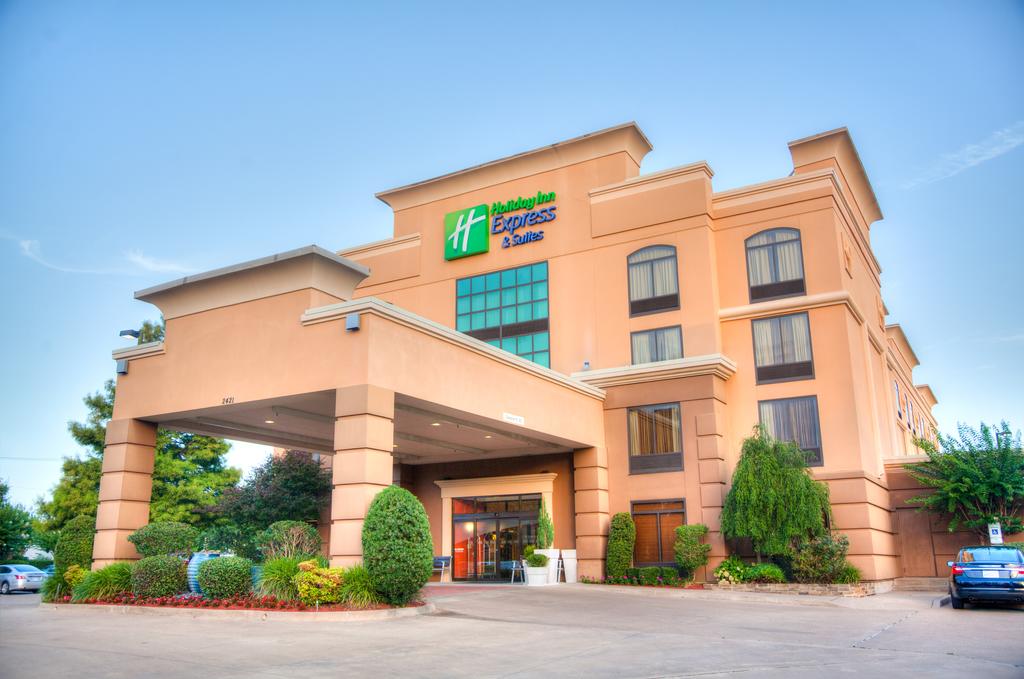 Holiday Inn Exp And Stes Se