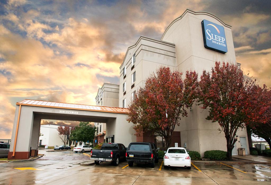 Sleep Inn and Suites Metairie