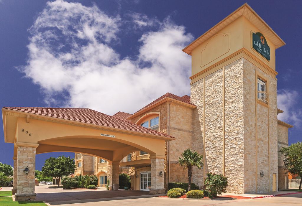 La Quinta Inn and Suites Granbury