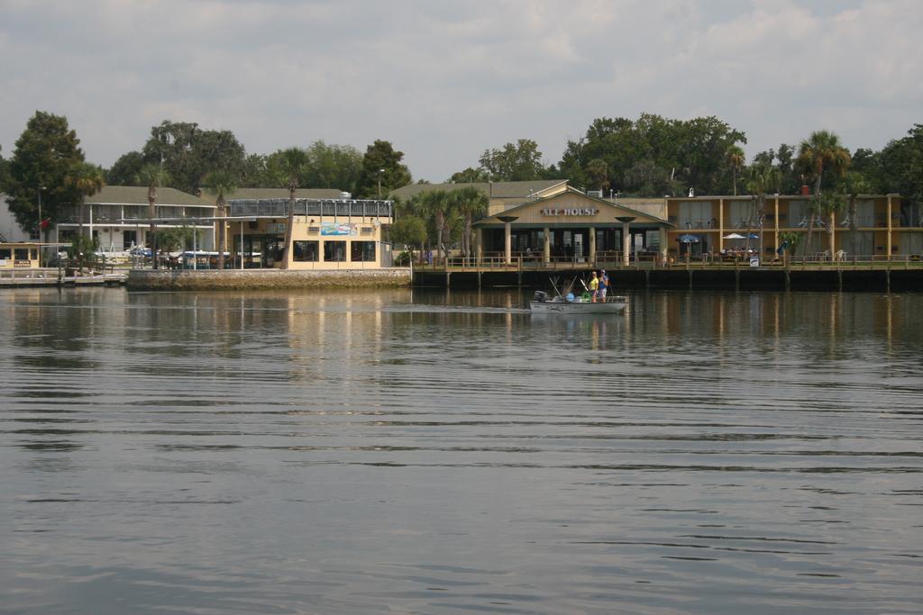 The Port Hotel and Marina