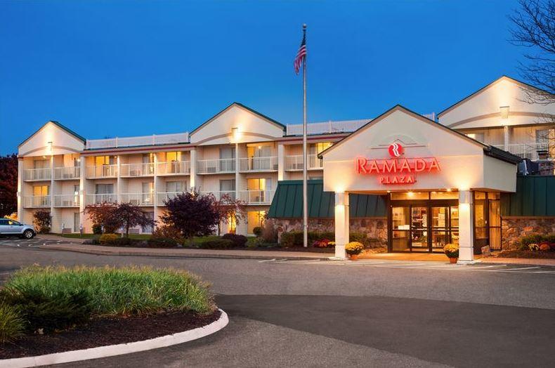 Ramada Plaza  Portland