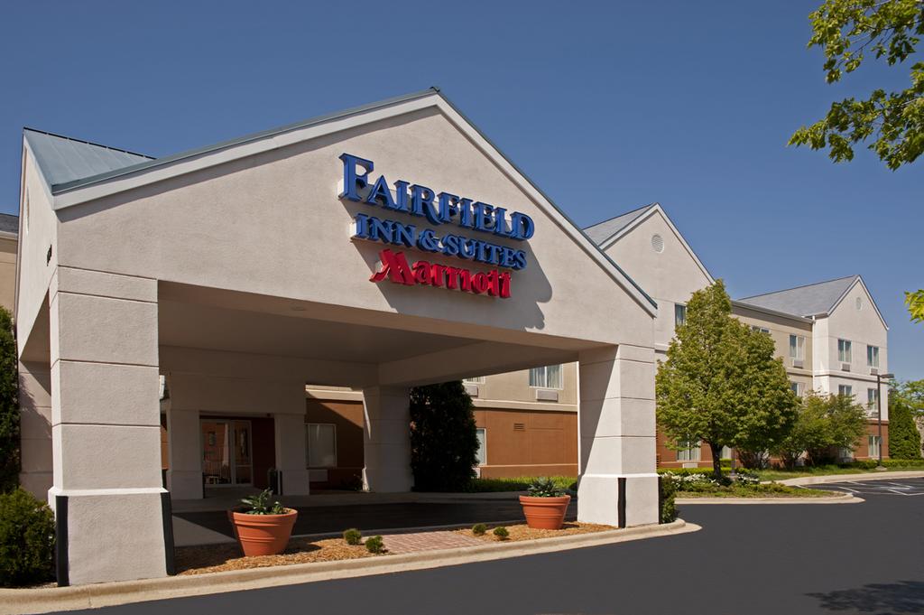 Fairfield Inn and Suites Chicago Naperville