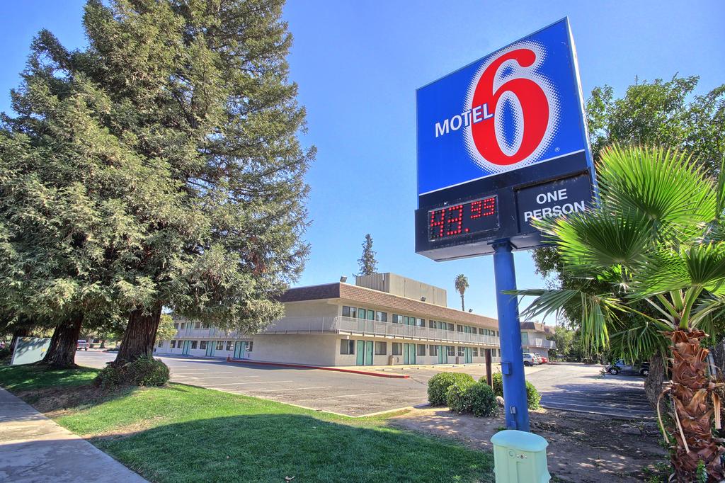 Motel 6 Porterville