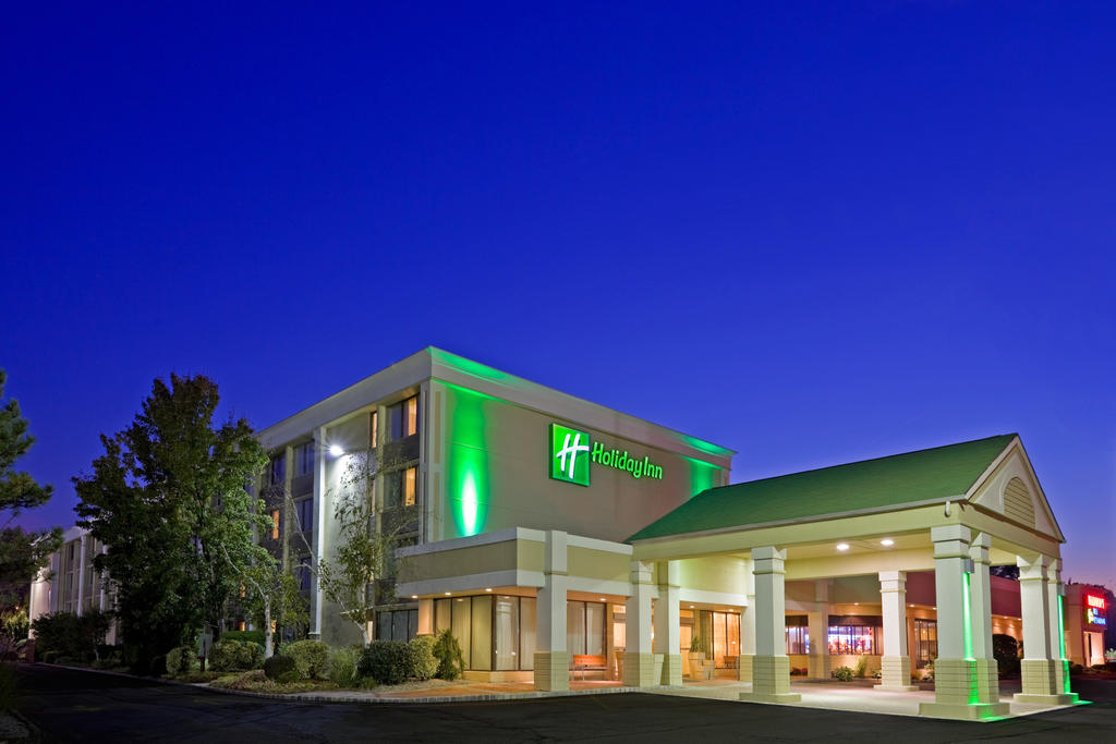 Holiday Inn Hotel and Suites Parsippany