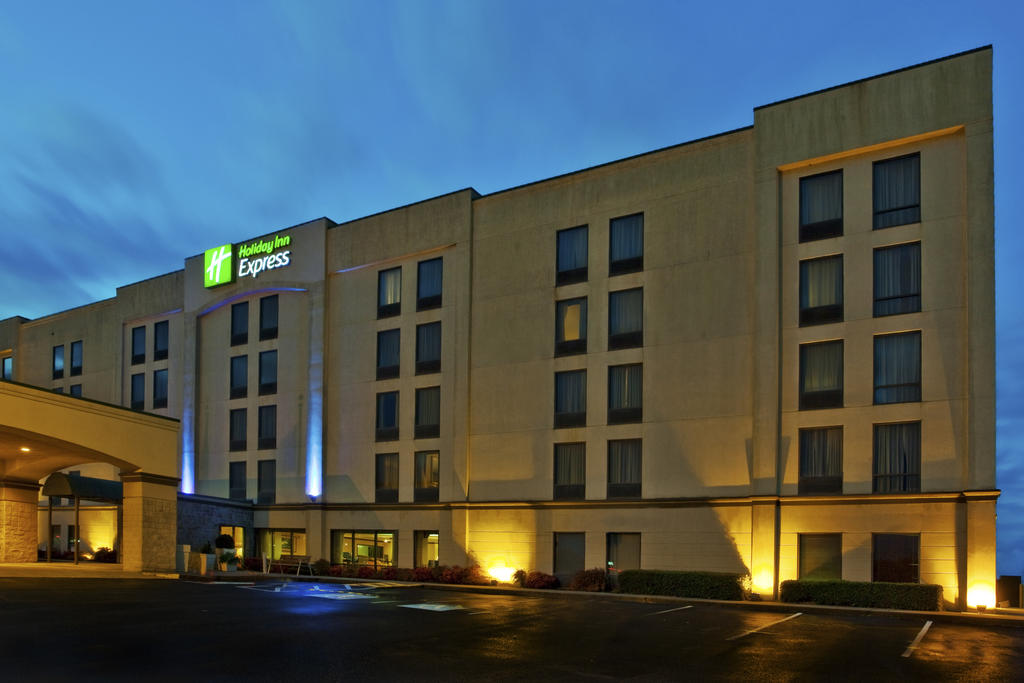 Holiday Inn Exp West I20