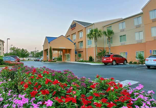 Fairfield Inn and Suites Brunswick