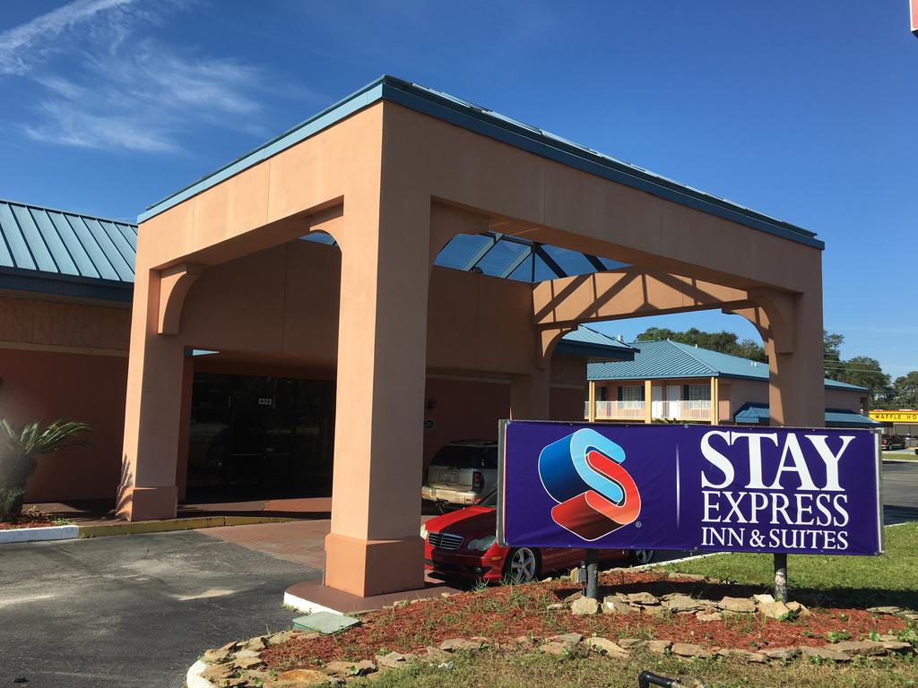 Stay Express Inn and Suites Brunswick