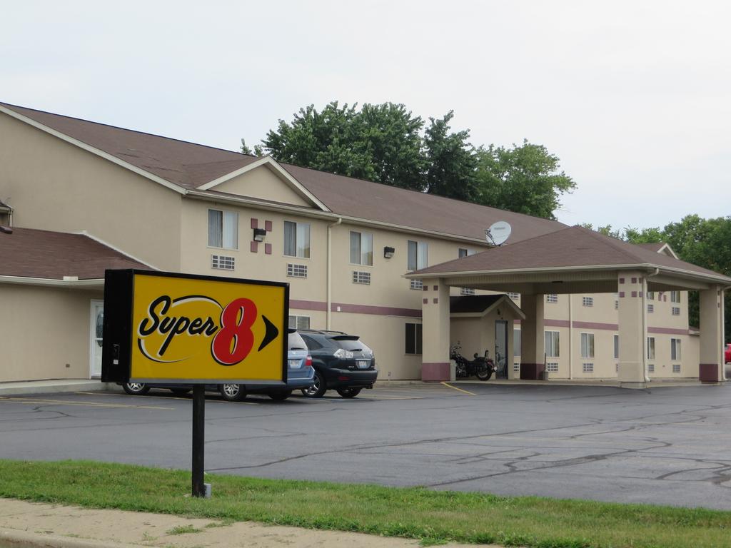 Super 8  Chillicothe Il