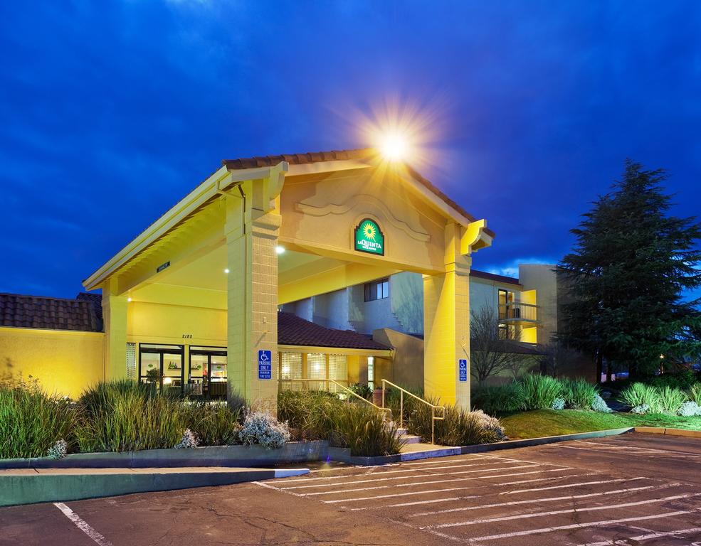 La Quinta Inn and Suites Redding