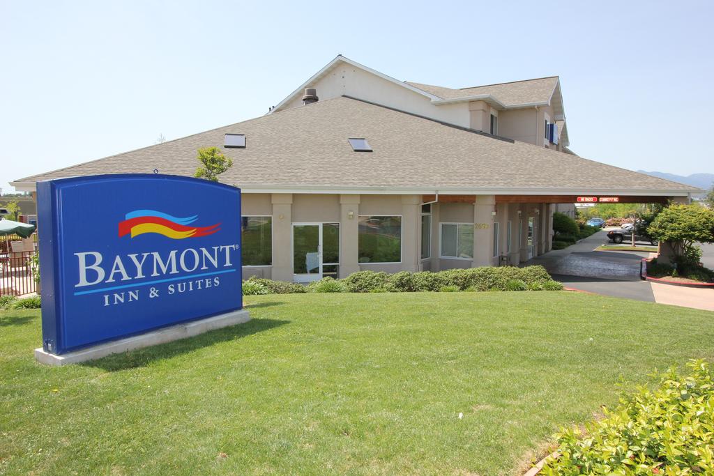 Baymont Inn and Suites Redding