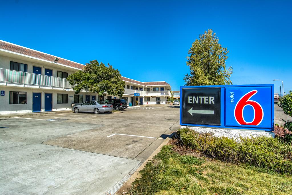 Motel 6 Redding North