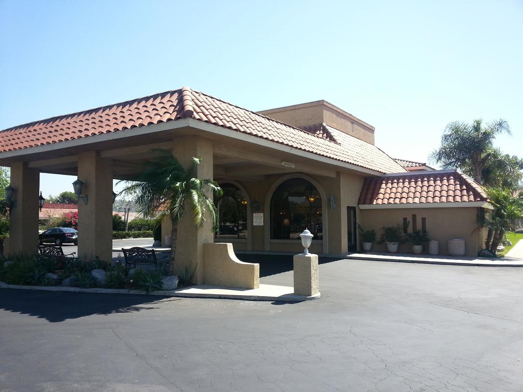 Anaheim Hills Inn and Suites