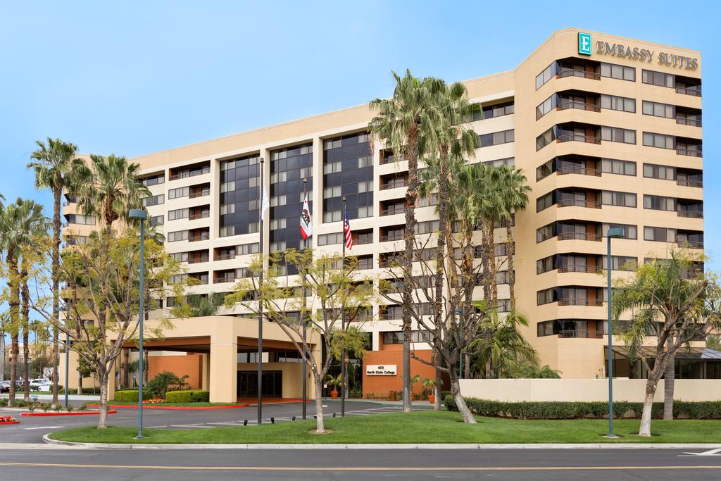 Embassy Suites by Hilton Anaheim Orange Suites