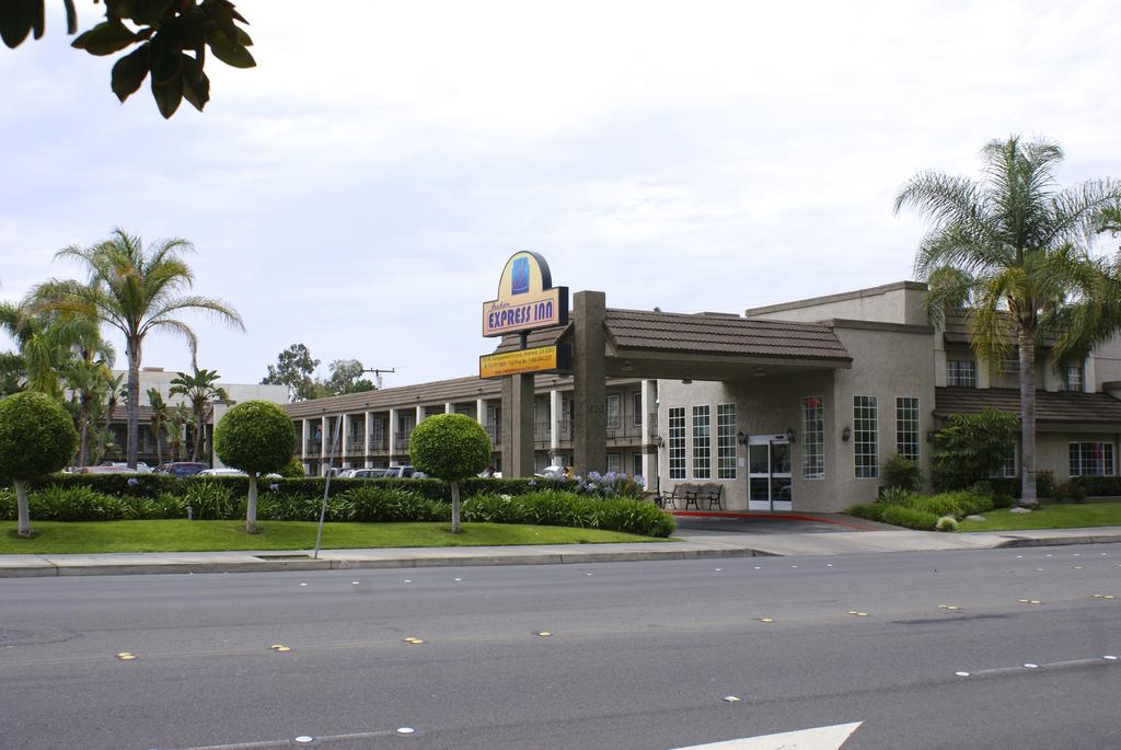 Anaheim Express Inn