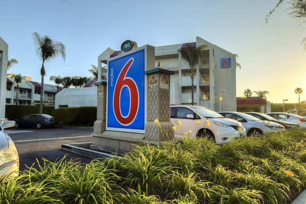 Motel 6 Anaheim Main Gate