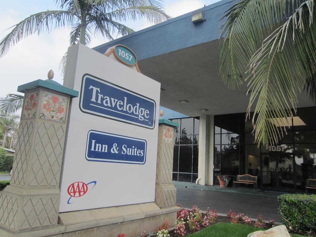 Travelodge Anaheim Inn and Suite on Disneyland Drive