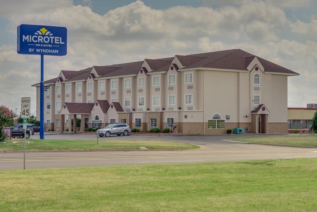 Microtel Inn and Suites by Wyndham Oklahoma City Airport