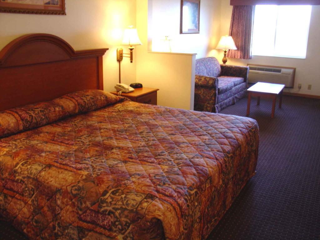 Countryside Suites Omaha