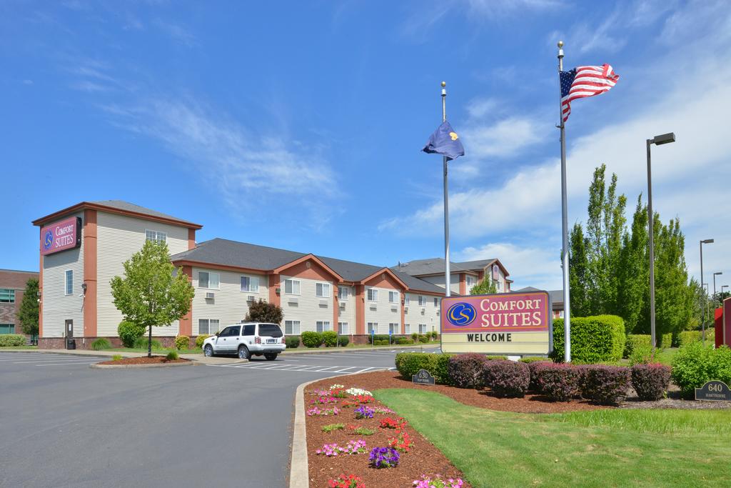 Comfort Suites Salem