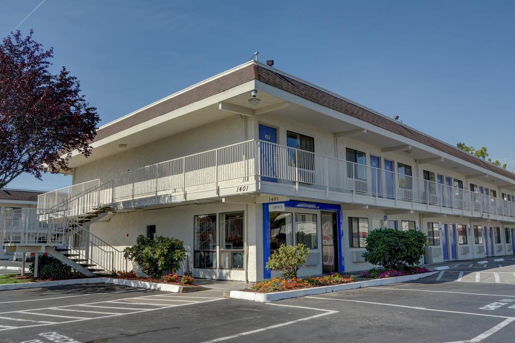 Motel 6 Salem